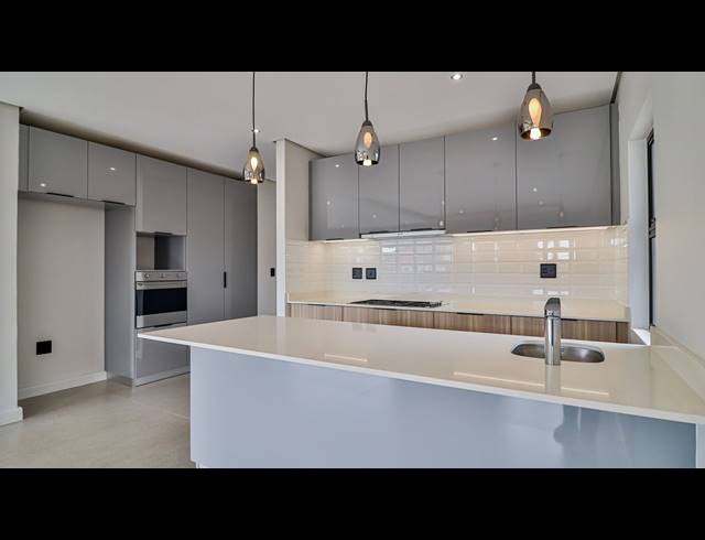4 BEDROOM HOUSE FOR SALE IN IZINGA RIDGE